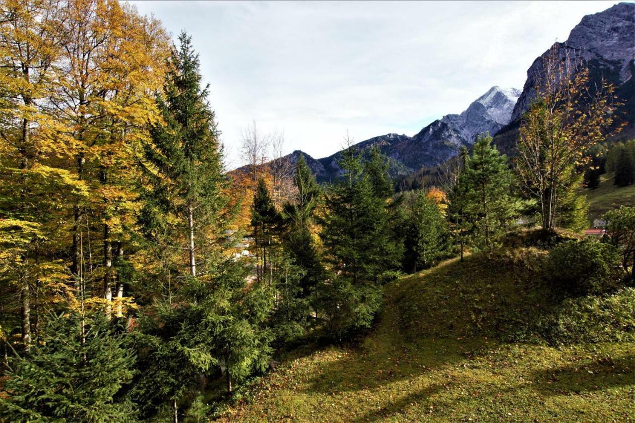 Ferienhaus Waldwinkl Hotell Grainau Rom bilde